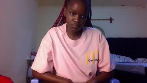 Snapshot of sleek_ass chatting on October 13, 4:07 pm sleek_ass online show from October 13, 4:07 pm