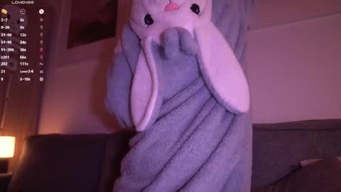 Sonya online show from October 7, 9:01 pm