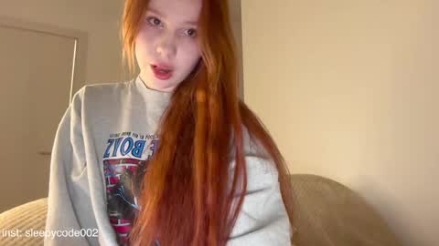 Snapshot of sleepycode002 chatting on March 7, 10:32 pm JoO online show from March 7, 10:32 pm