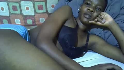 Snapshot of slender_queen chatting on March 10, 7:13 am slender_queen online show from March 10, 7:13 am