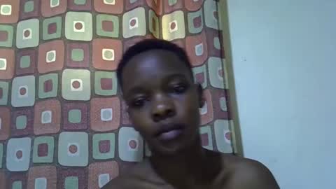 Snapshot of slender_queen chatting on March 20, 10:53 am slender_queen online show from March 20, 10:53 am