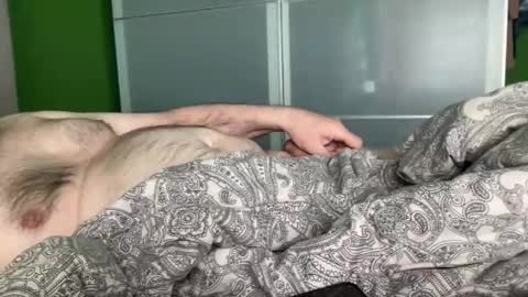 Snapshot of slice5 chatting on March 15, 11:05 am slice5 online show from March 15, 11:05 am