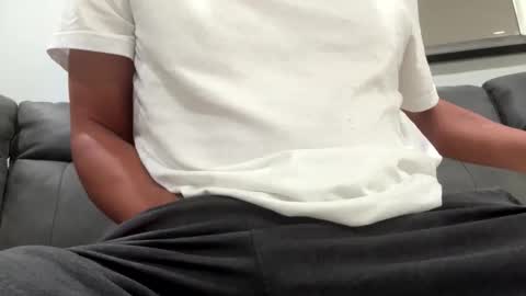 slick2285 online show from December 22, 8:22 am