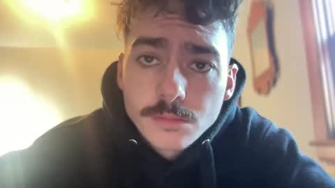 Snapshot of slickmass chatting on March 2, 8:07 pm SlickMass online show from March 2, 8:07 pm