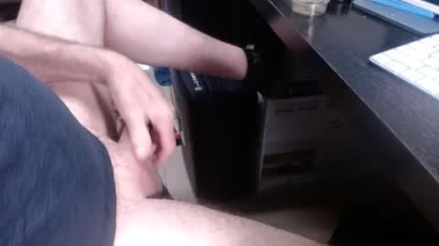 Snapshot of sliderguy699 chatting on February 26, 11:20 am sliderguy699 online show from February 26, 11:20 am