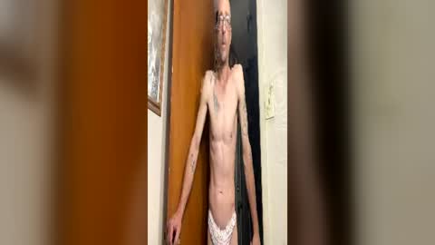 Snapshot of slim315488 chatting on June 12, 1:48 am slim315488 online show from June 12, 1:48 am