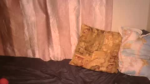 Snapshot of slim_byb chatting on May 9, 9:53 pm slim_byb online show from May 9, 9:53 pm