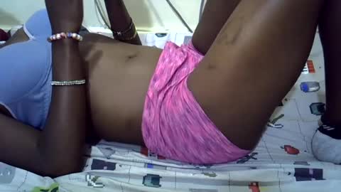 Snapshot of slim_kiteey chatting on June 17, 9:34 am slim_kiteey online show from June 17, 9:34 am