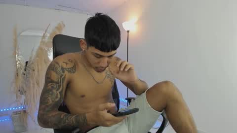 slim_master12 online show from December 22, 10:51 pm