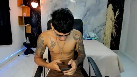 slim_master12 online show from April 19, 2:16 pm