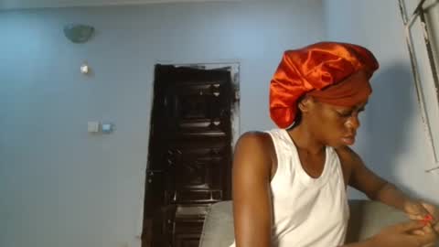 Slim online show from December 2, 5:02 am