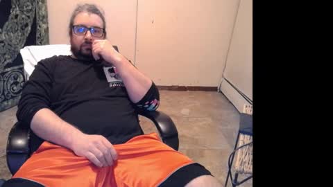 Snapshot of slimdizzy64 chatting on March 1, 9:37 pm slave drew or slut online show from March 1, 9:37 pm