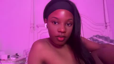 slimebonygurl online show from June 25, 3:50 am