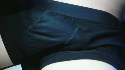 Snapshot of slimhungyvng chatting on April 7, 12:49 pm slimhungyvng online show from April 7, 12:49 pm