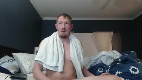 Snapshot of slimjp chatting on February 3, 2:53 am slimjp online show from February 3, 2:53 am