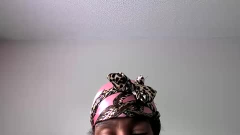 slimmmgooodiexoxo online show from September 23, 4:32 pm