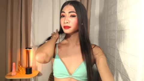 slimprettyjoira online show from July 6, 6:54 am
