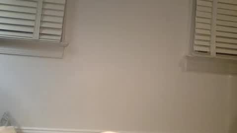 Snapshot of slimsmoothsubboy chatting on June 8, 2:56 am slimsmoothsubboy online show from June 8, 2:56 am
