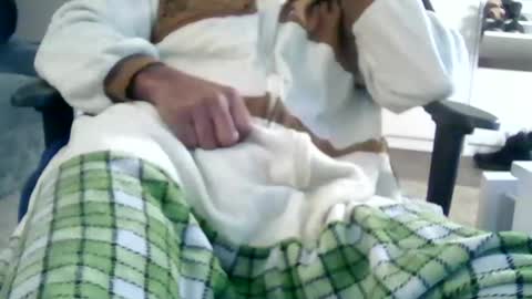 slipperyballs900 online show from February 15, 4:20 am