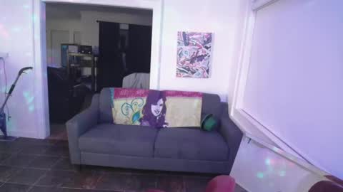 slomoblendz online show from March 12, 4:19 am