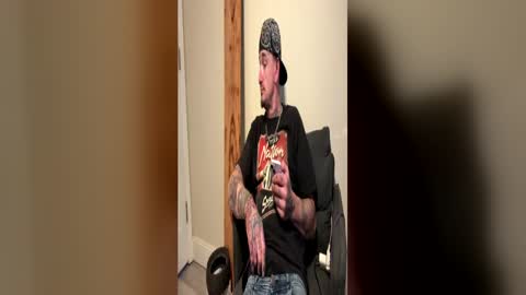 Snapshot of slotsnake chatting on June 30, 7:59 pm Soulsnatcherz online show from June 30, 7:59 pm