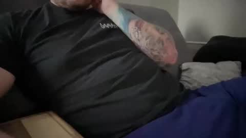 just chillin online show from December 28, 7:54 pm