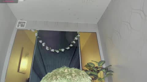 Paola  online show from February 11, 5:29 pm