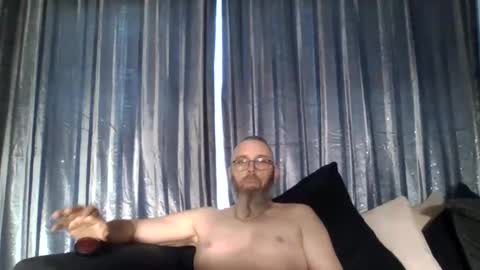 slutfucker20 online show from April 12, 7:13 am