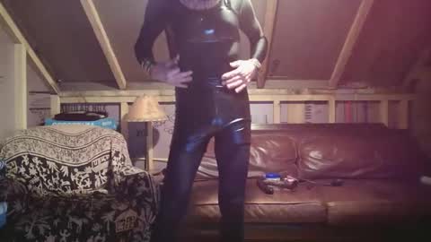 slutjennifertransxx online show from January 17, 3:00 am