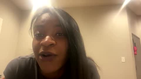 Snapshot of sluttyduchess1 chatting on May 20, 12:28 am sluttyduchess1 online show from May 20, 12:28 am