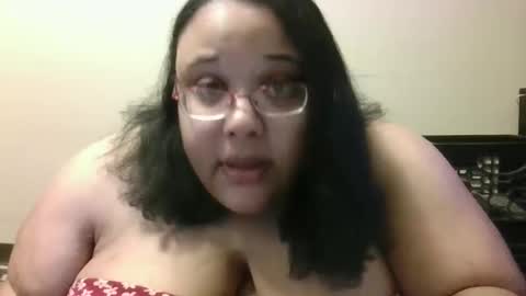 Snapshot of sluttyjess31 chatting on October 1, 12:27 am Jessica online show from October 1, 12:27 am