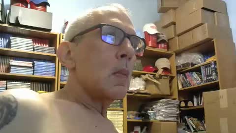sluttyslave81 online show from May 8, 3:56 am