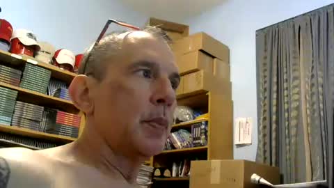 Snapshot of sluttyslave81 chatting on June 8, 5:41 am sluttyslave81 online show from June 8, 5:41 am