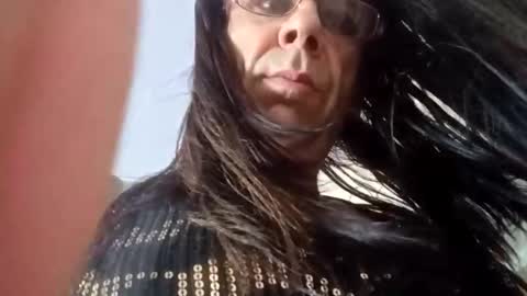 Snapshot of sluttyslut123797367 chatting on June 3, 11:54 pm Nastyguurl online show from June 3, 11:54 pm