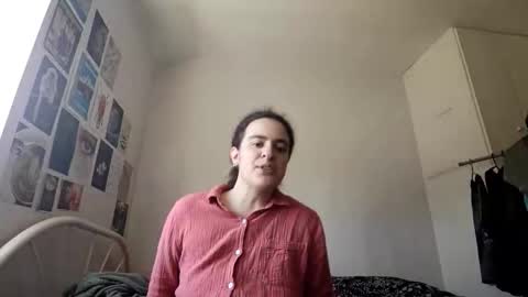 SluttySuzie17 online show from April 24, 12:18 pm