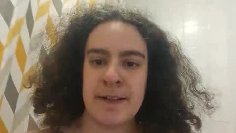 SluttySuzie17 online show from April 26, 4:04 pm