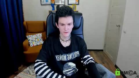 sly_reggie online show from March 18, 10:07 am