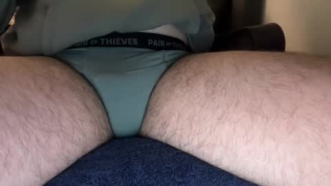 Snapshot of sm4lldud3 chatting on December 28, 11:05 pm sm4lldud3 online show from December 28, 11:05 pm