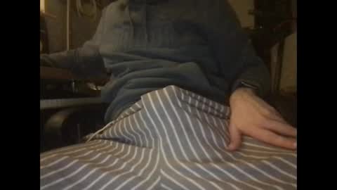 Snapshot of small_88 chatting on February 11, 5:40 pm small_88 online show from February 11, 5:40 pm