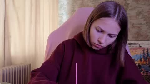 Snapshot of small_emma0 chatting on April 17, 12:30 pm Emma online show from April 17, 12:30 pm