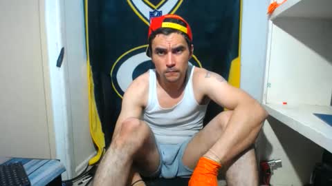 small wood21 online show from March 6, 10:39 pm