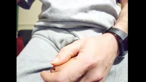 Small Hairy Uncut online show from December 22, 5:10 pm