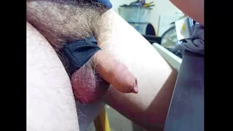 Snapshot of smallhairyuncut chatting on May 2, 7:30 pm Small Hairy Uncut online show from May 2, 7:30 pm