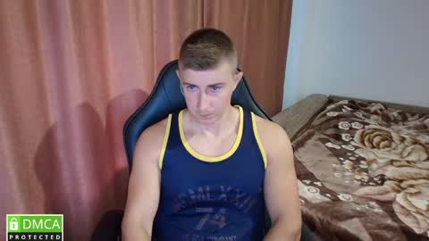 Snapshot of smanking22 chatting on April 8, 8:36 am smanking22 online show from April 8, 8:36 am