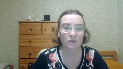 smart_rose online show from April 2, 6:05 pm