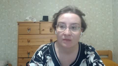 smart_rose online show from April 16, 4:08 pm