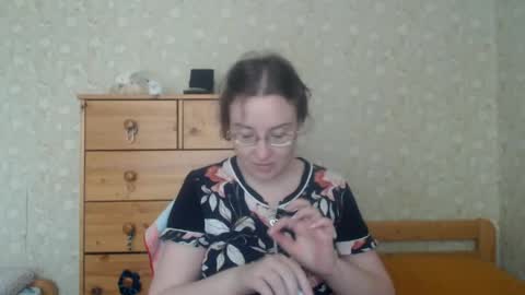Snapshot of smart_rose chatting on April 21, 3:17 pm smart_rose online show from April 21, 3:17 pm