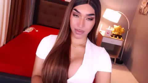 smasherqueen online show from April 24, 6:10 pm