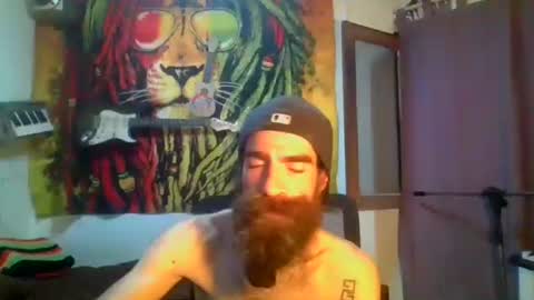 willy online show from December 1, 7:58 pm