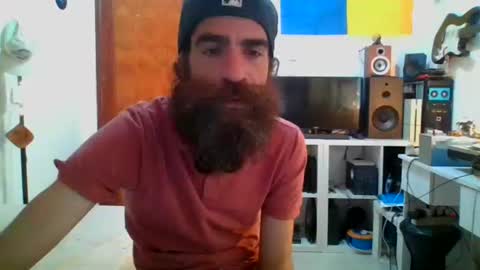 willy online show from March 8, 6:47 pm